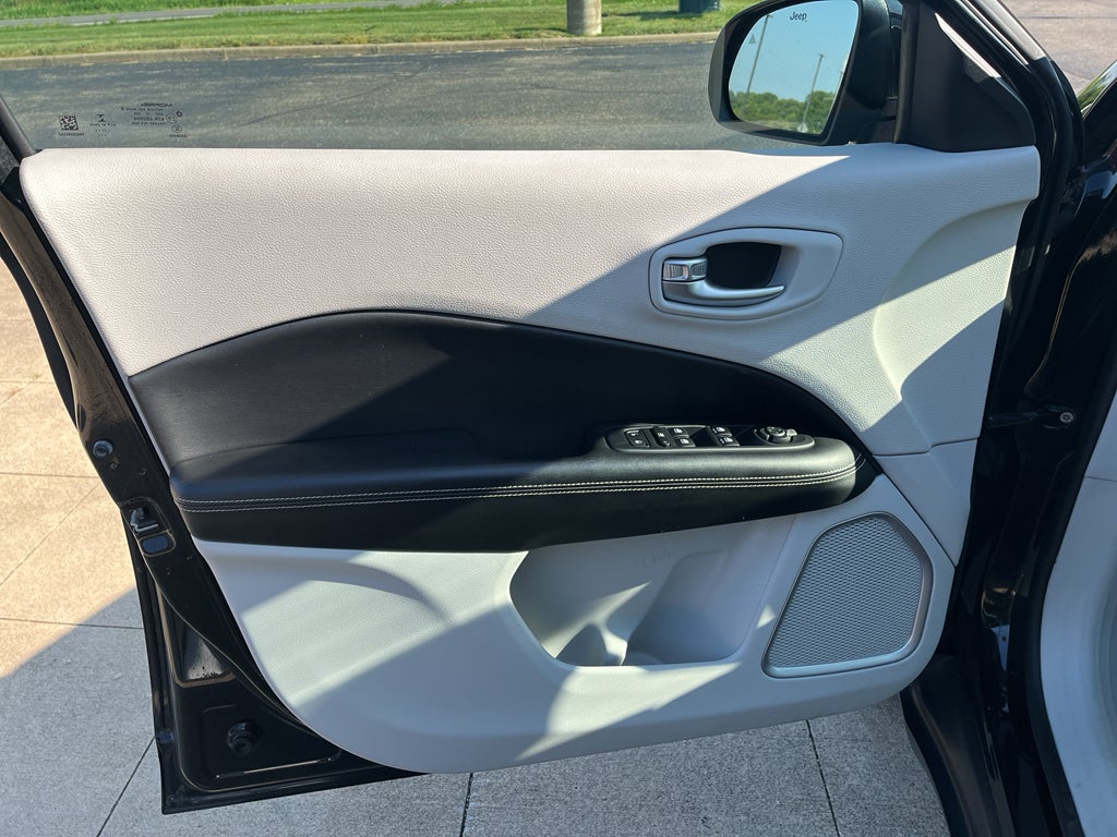 2018 Jeep Compass Latitude FWD