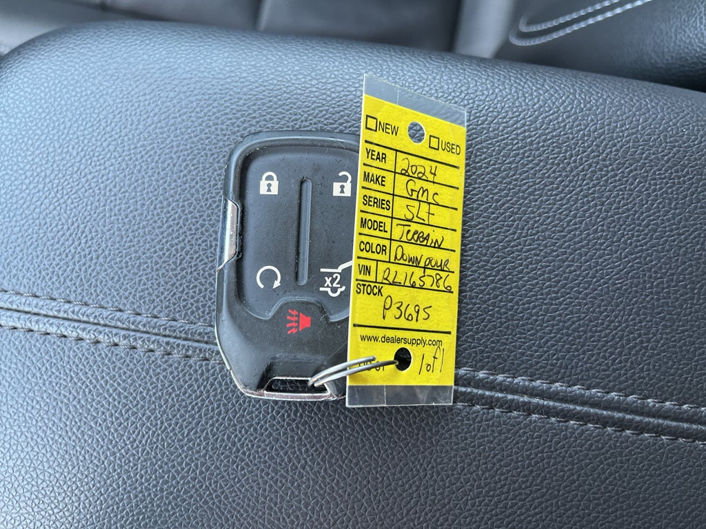 2024 GMC Terrain SLT