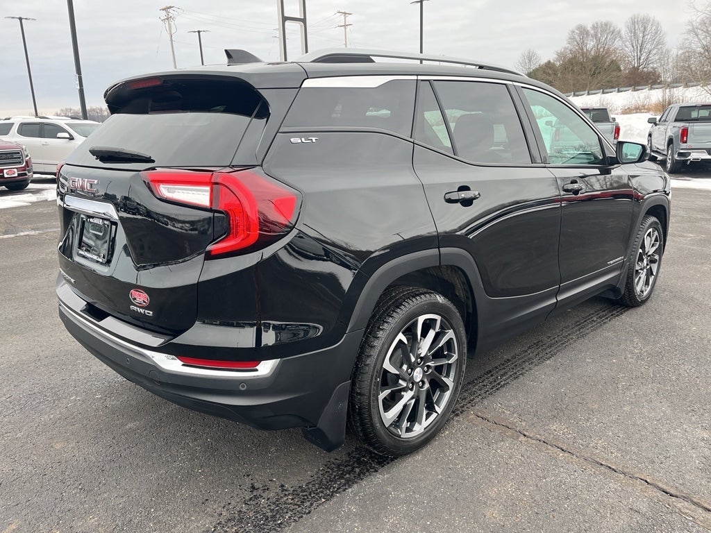 2023 GMC Terrain SLT