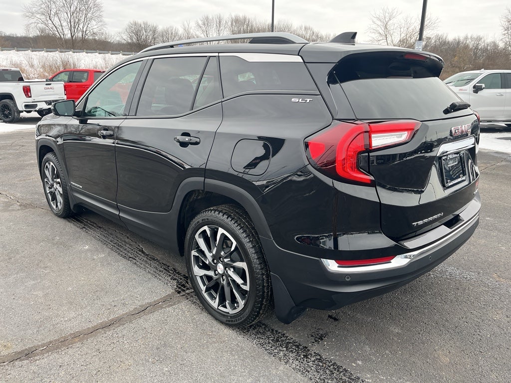 2023 GMC Terrain SLT