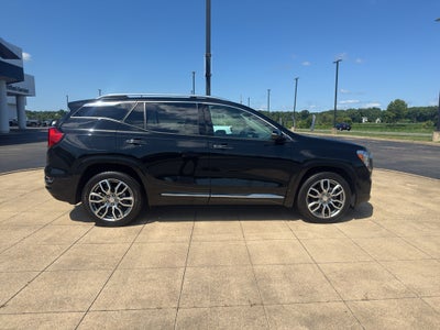 2022 GMC Terrain Denali
