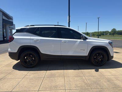 2022 GMC Terrain AT4