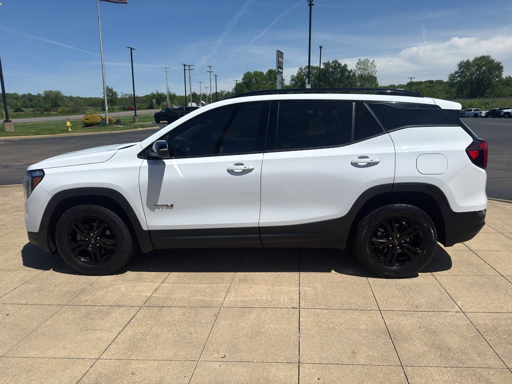 2022 GMC Terrain AT4