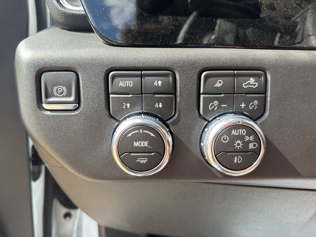2026 GMC Sierra 1500 SLT - Photo 26