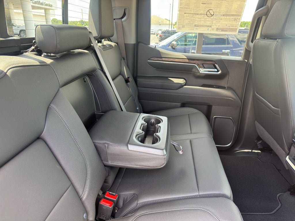 2026 GMC Sierra 1500 SLT - Photo 23