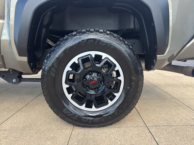 2024 Toyota Tacoma 4WD SR5
