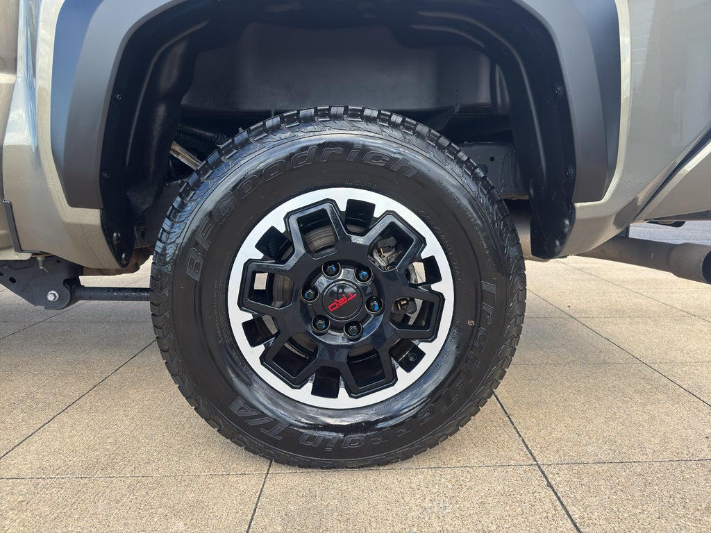 2024 Toyota Tacoma 4WD SR5