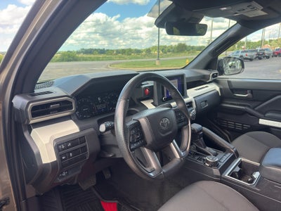 2024 Toyota Tacoma 4WD SR5