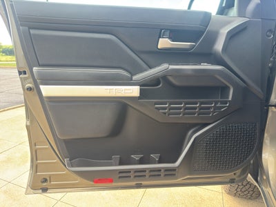 2024 Toyota Tacoma 4WD SR5