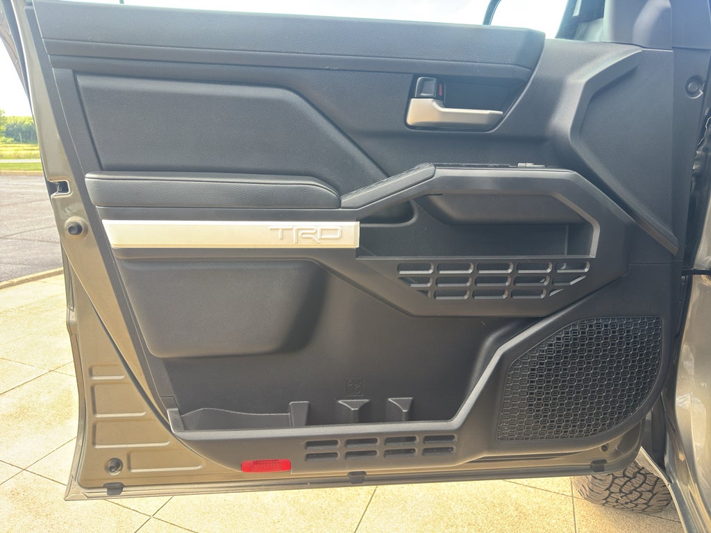 2024 Toyota Tacoma 4WD SR5