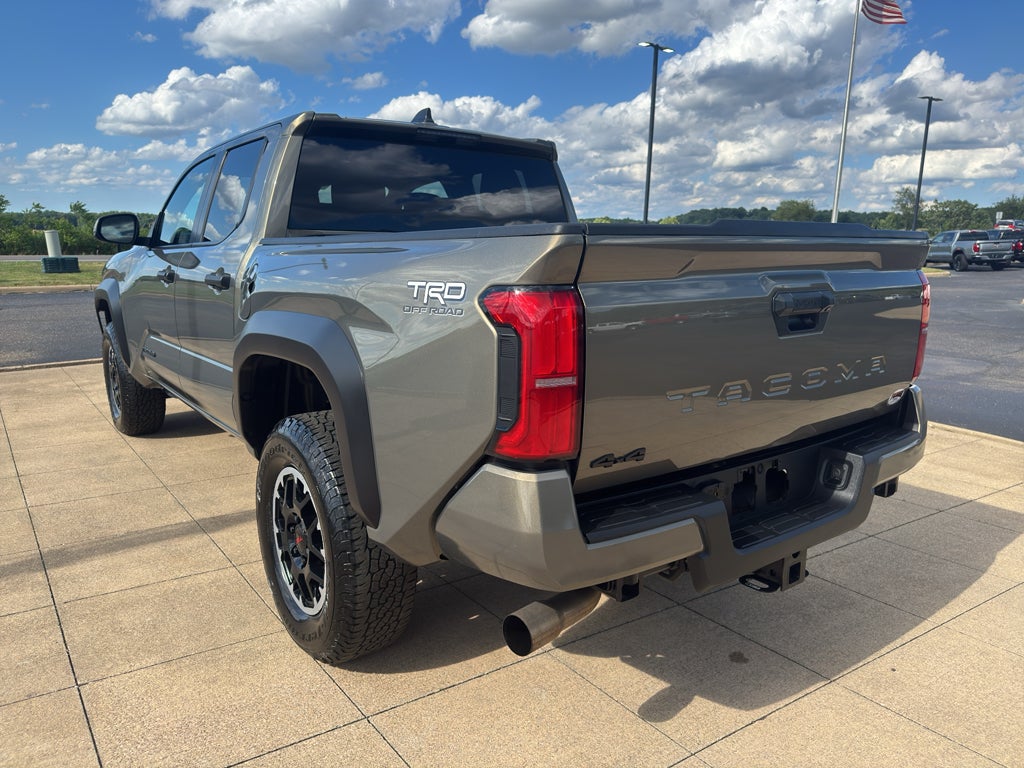 2024 Toyota Tacoma 4WD SR5