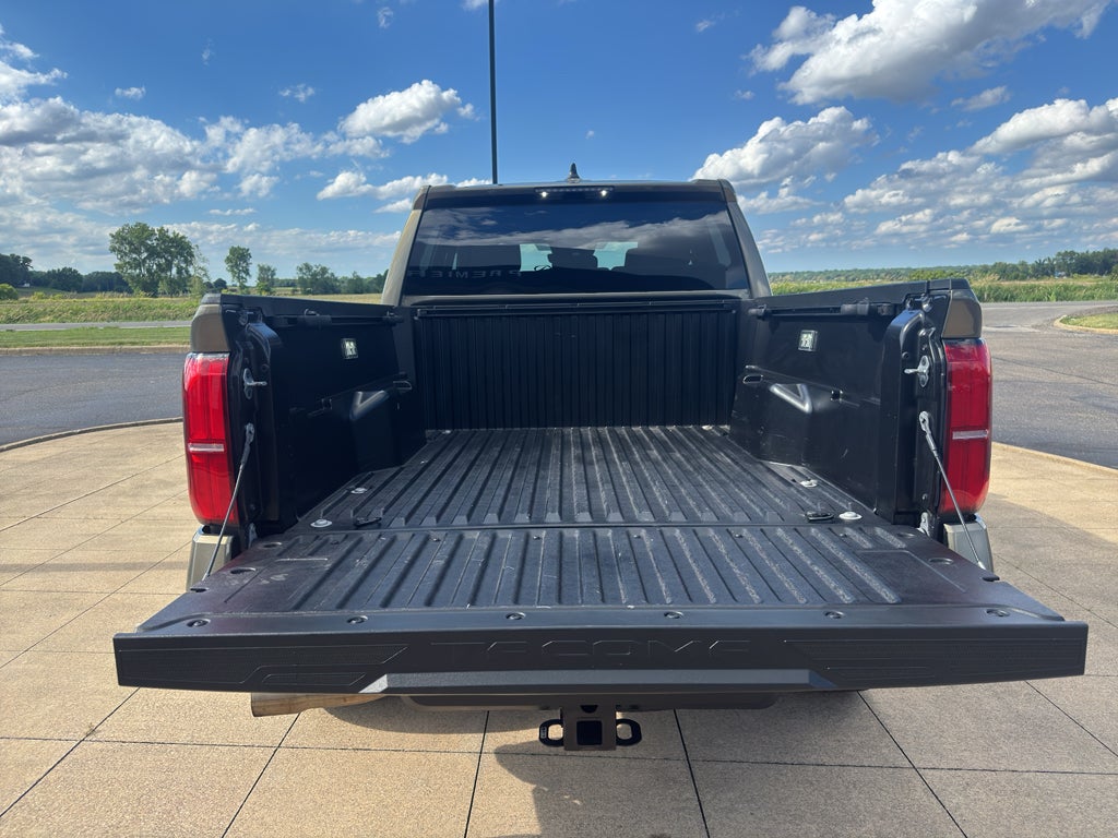 2024 Toyota Tacoma 4WD SR5