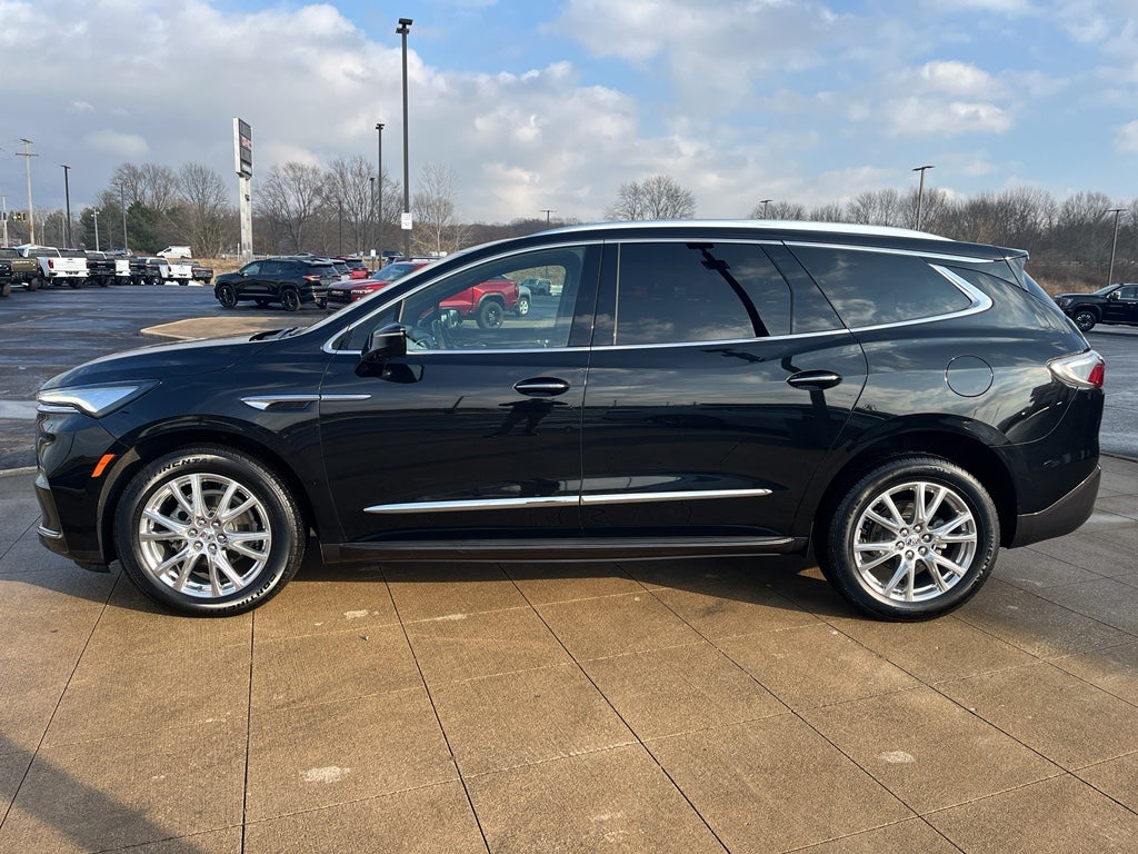 2023 Buick Enclave Premium