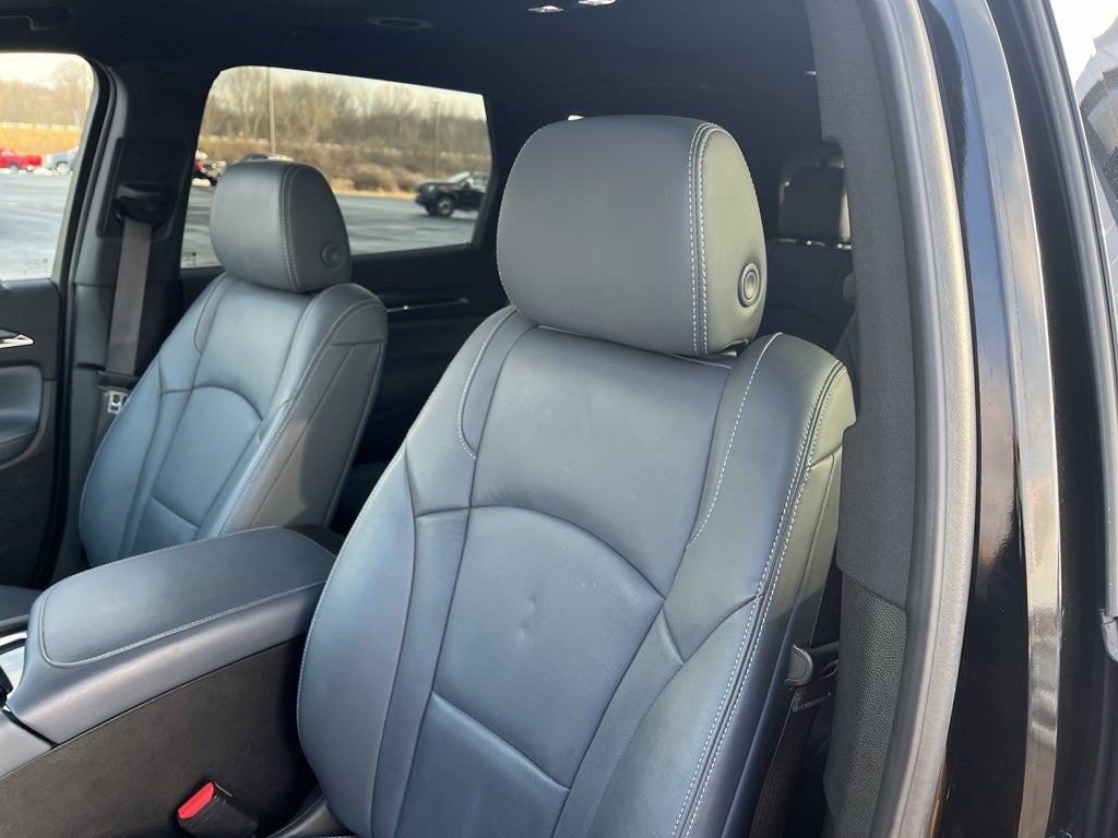 2023 Buick Enclave Premium