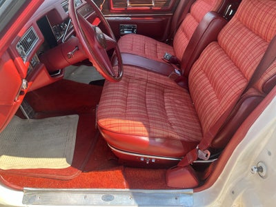 1976 Cadillac DEVILLE BASE Base