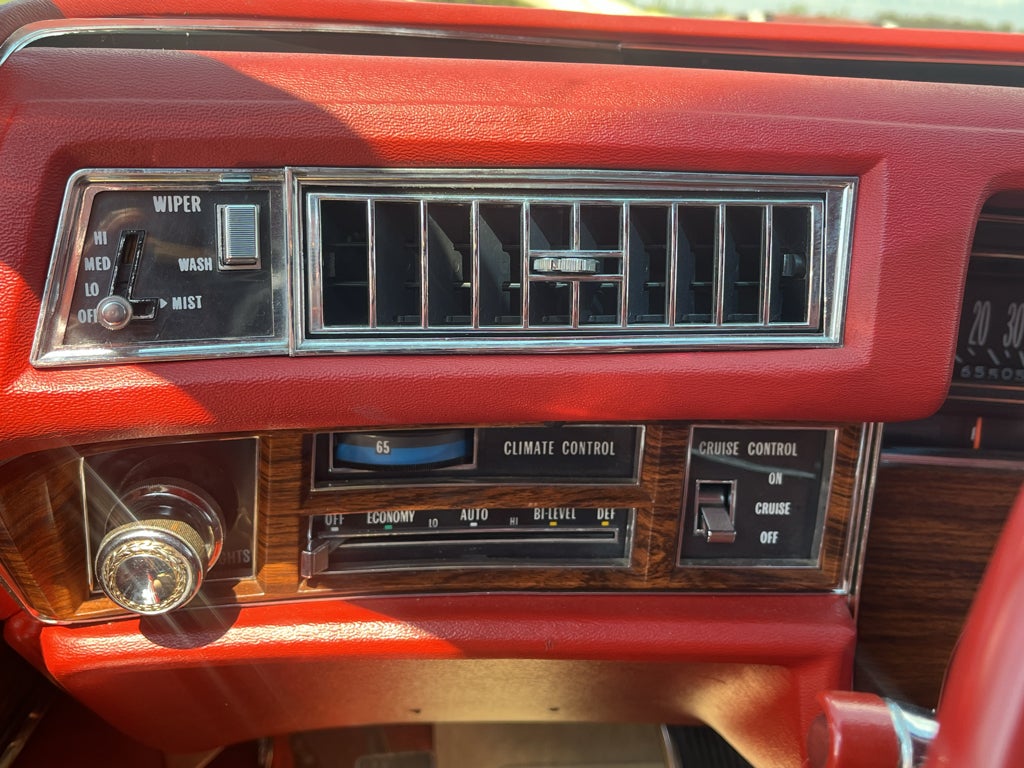 1976 Cadillac DEVILLE BASE Base